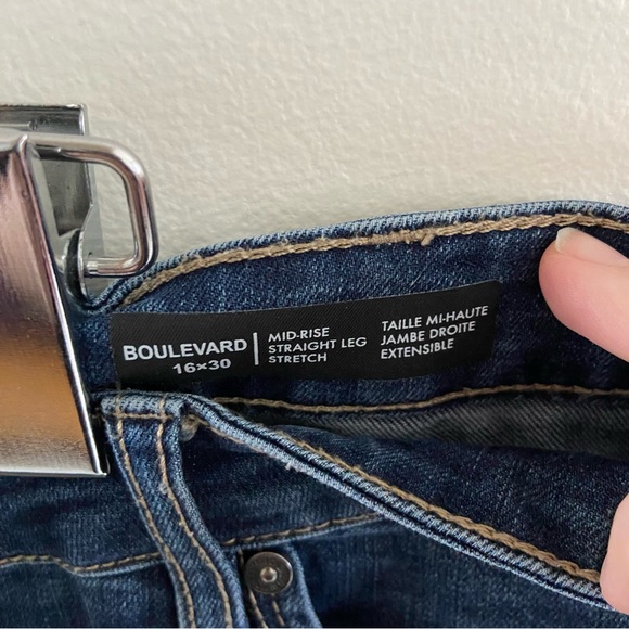 Buffalo David Bitton Boulevard Jeans - Size 16X30 - Picture 3 of 4